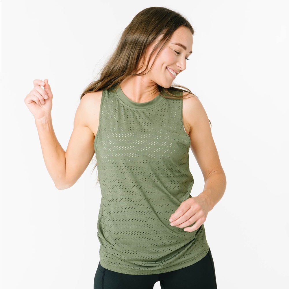 Brand New, with tags, never been worn, Zyia Active Olive Chill Tank XXXL